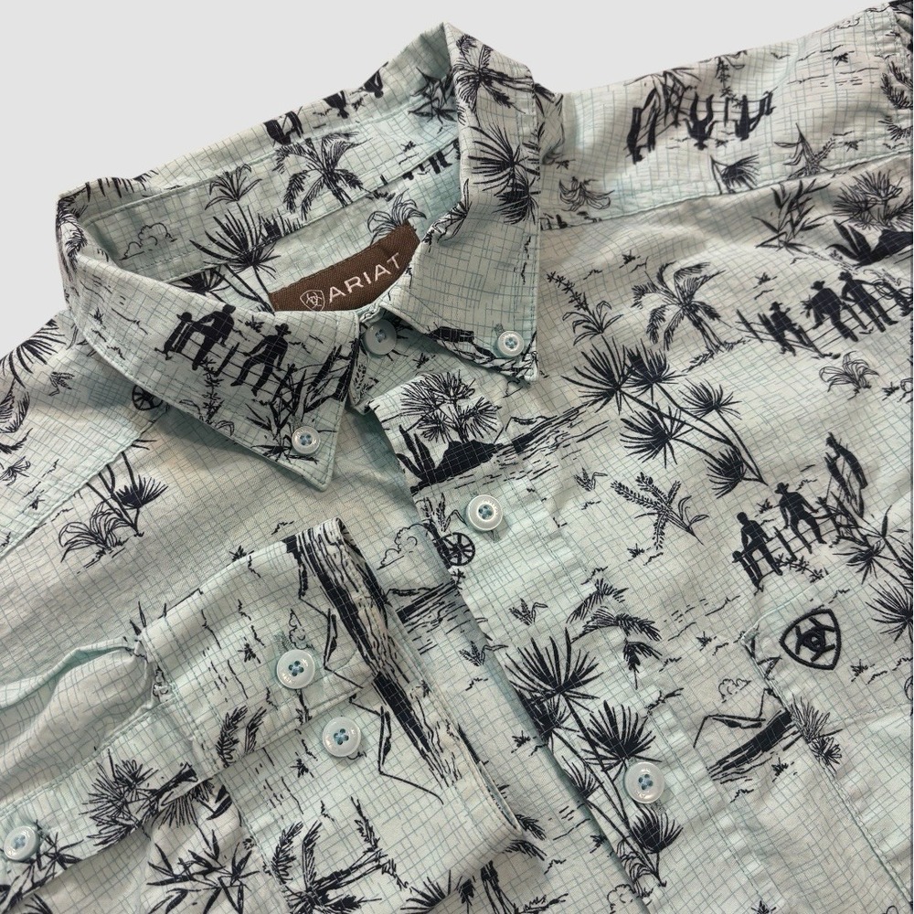 Ariat Men's Small Paxtyn Classic Fit Long Sleeve Button Down Blue Tint Cowboy